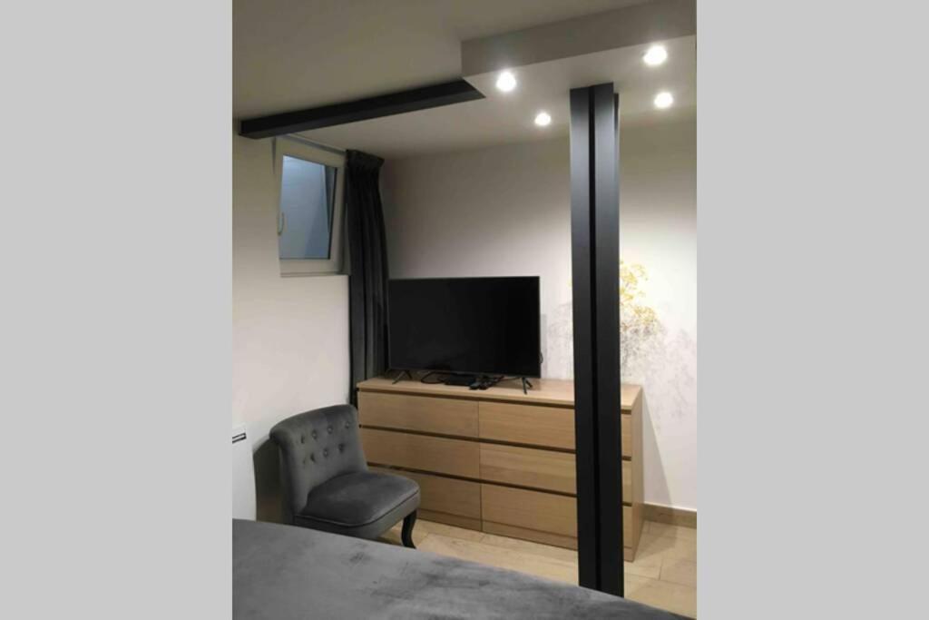 Appartamento New Flat-champs-élysées-arc Triomphe-maillot-foch *